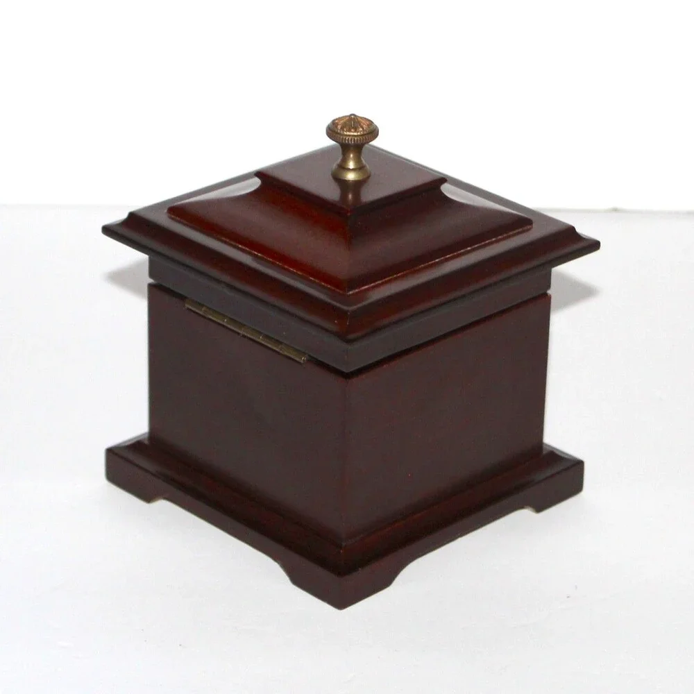 Bombay Ring Music Box wood Green velvet vintage jewelry